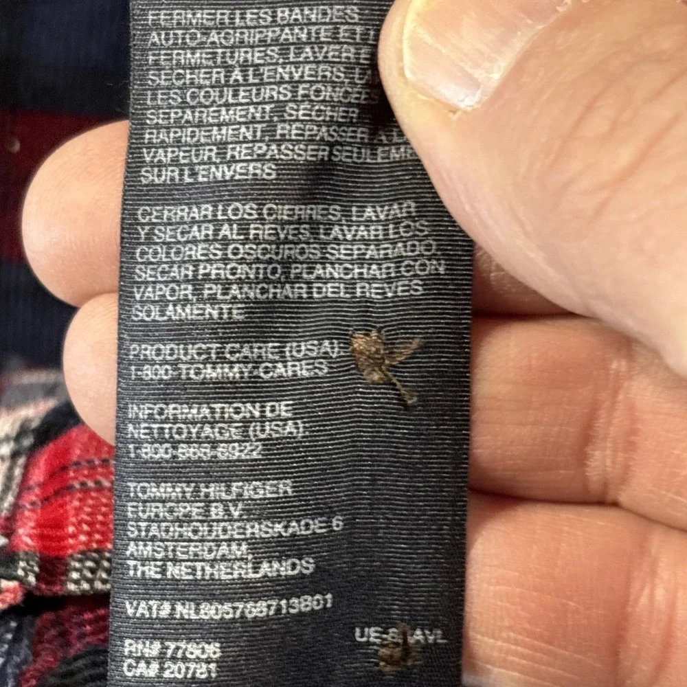 Tommy Hilfiger please check